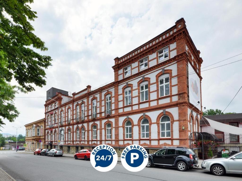 Hotel Richtr Frýdek-Místek Exteriör bild